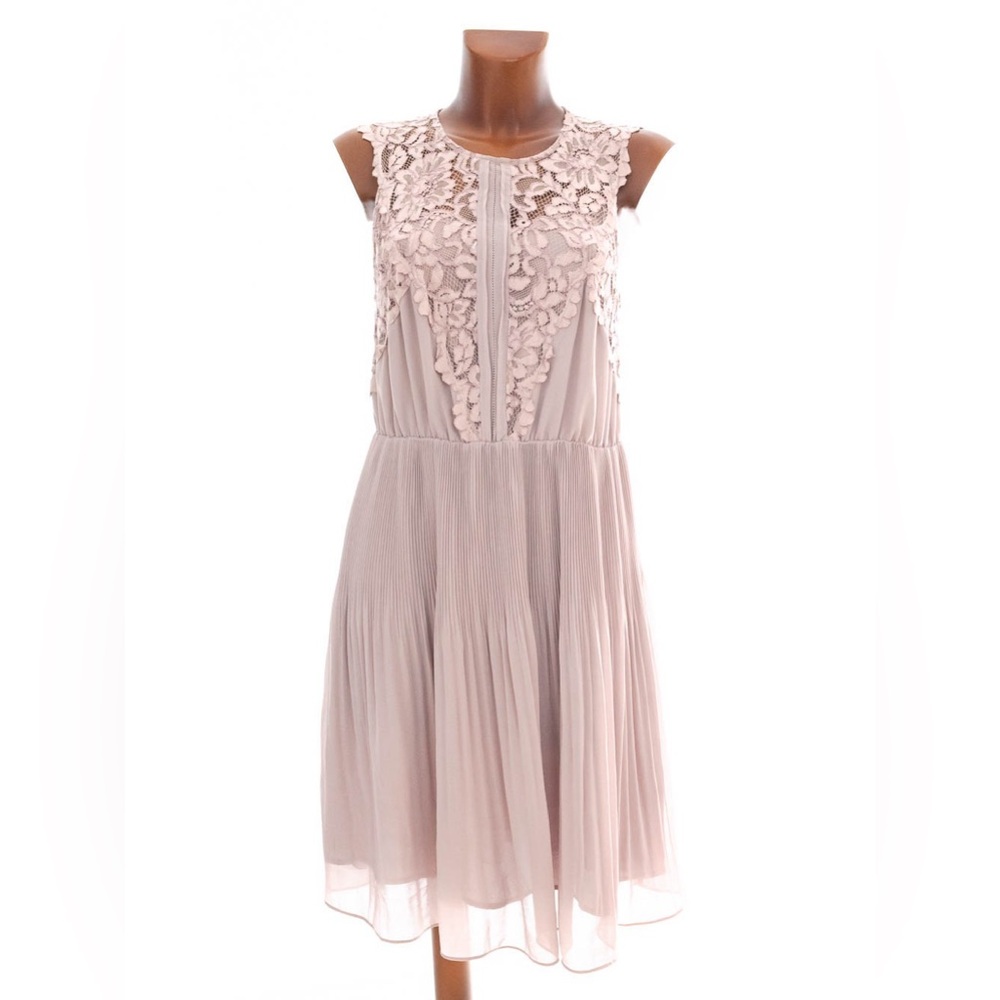 H&M Women's Lilac Midi Pleated Dress US size 2